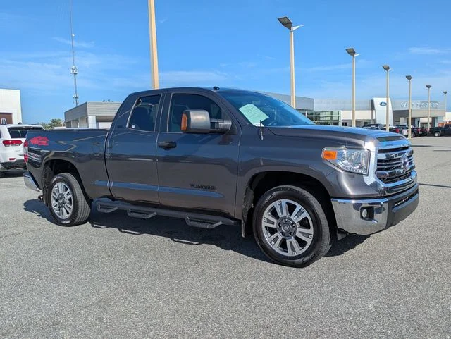 Used 2016 Magnetic Gray Metallic Toyota SR5 image 2