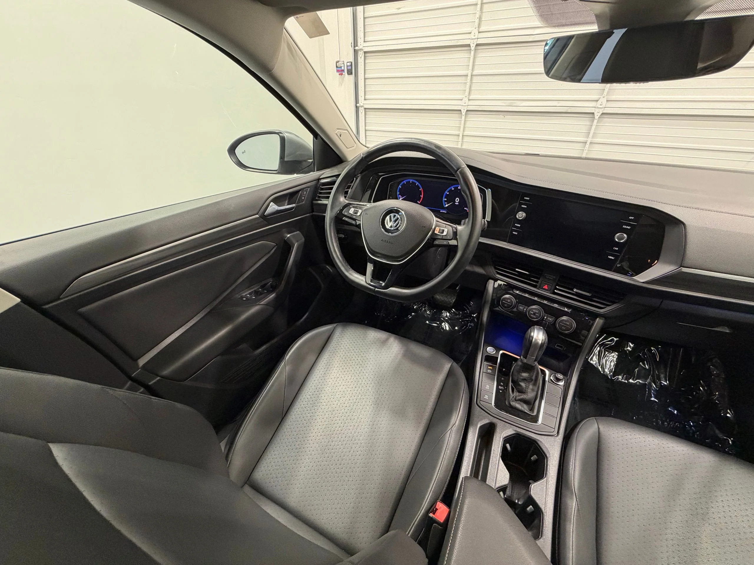 Used 2019 Silver Volkswagen SEL image 29