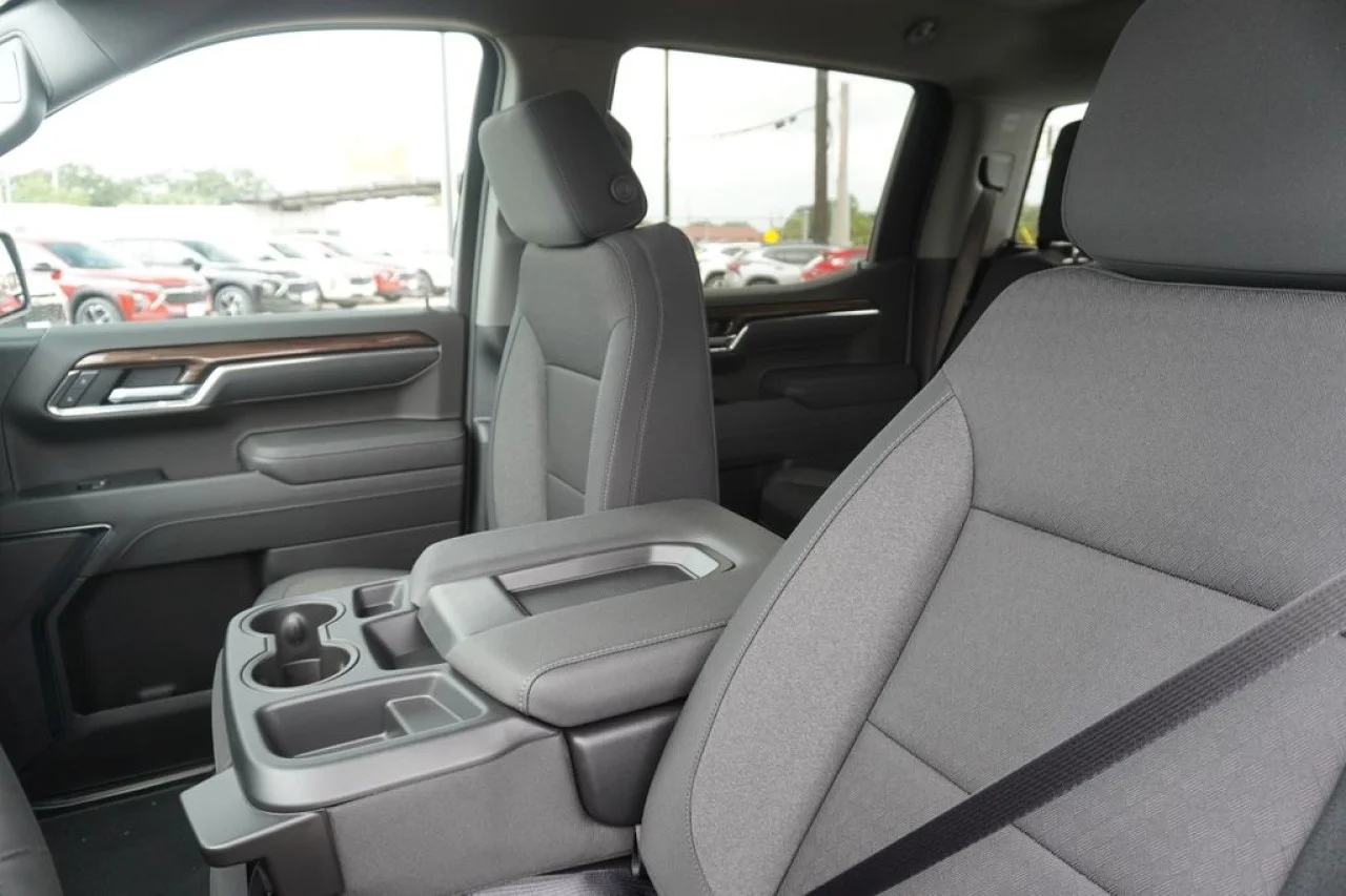 2026 Chevrolet Silverado 1500 LT - Photo 21