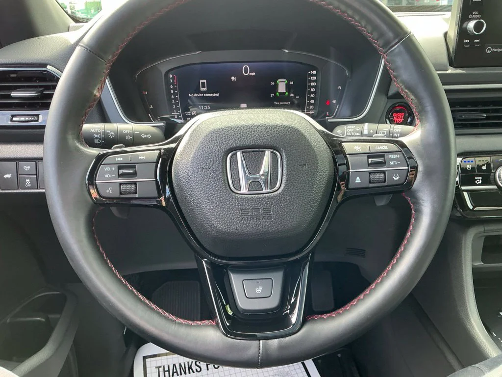 Used 2025  Honda Black Edition image 46