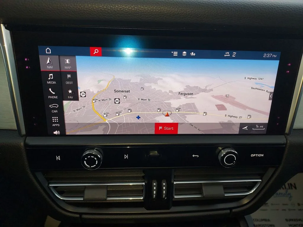Used 2022 Black Porsche Base image 24