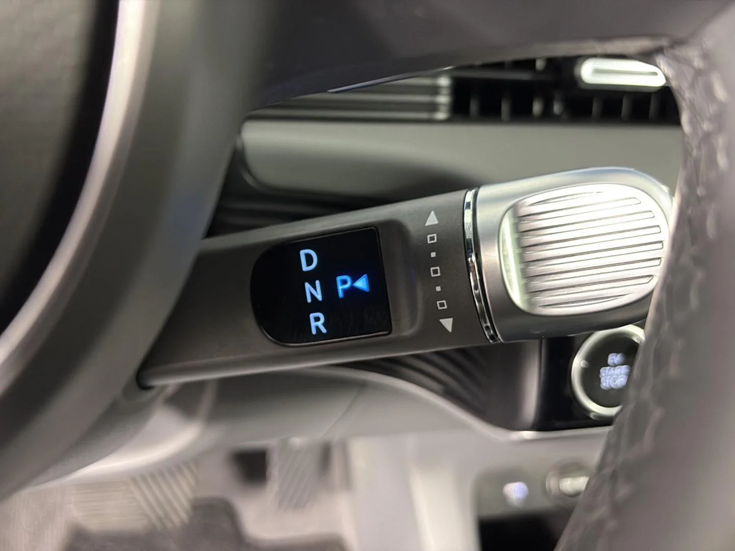 Used 2024 Abyss Black Hyundai Limited image 34