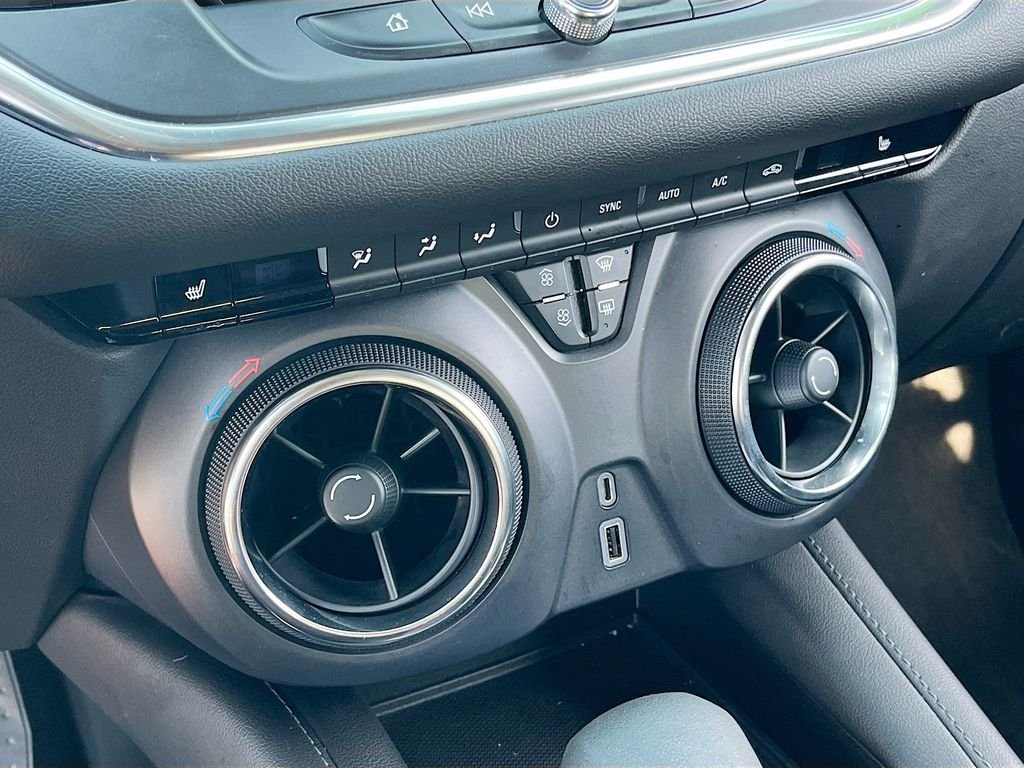 2022 Chevrolet Blazer 2LT - Photo 15