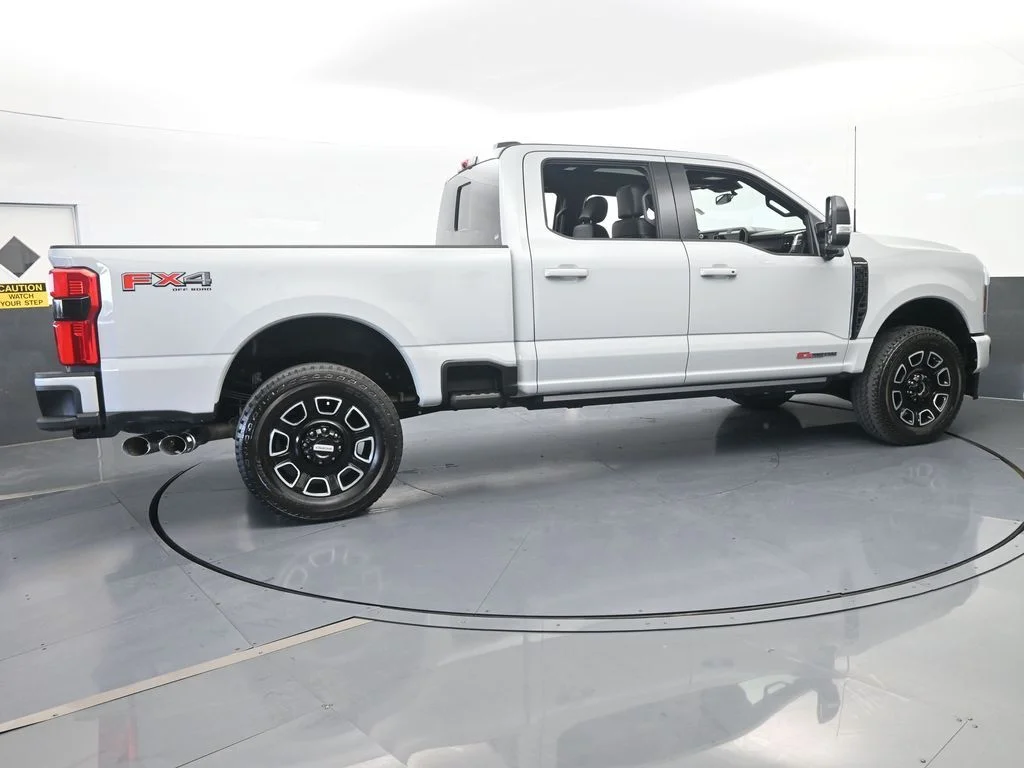 Used 2026 Avalanche Ford Platinum image 7