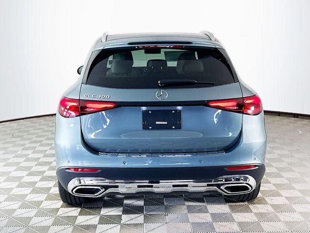 New 2026 Verde Silver Metallic Mercedes-Benz GLC 300 image 6