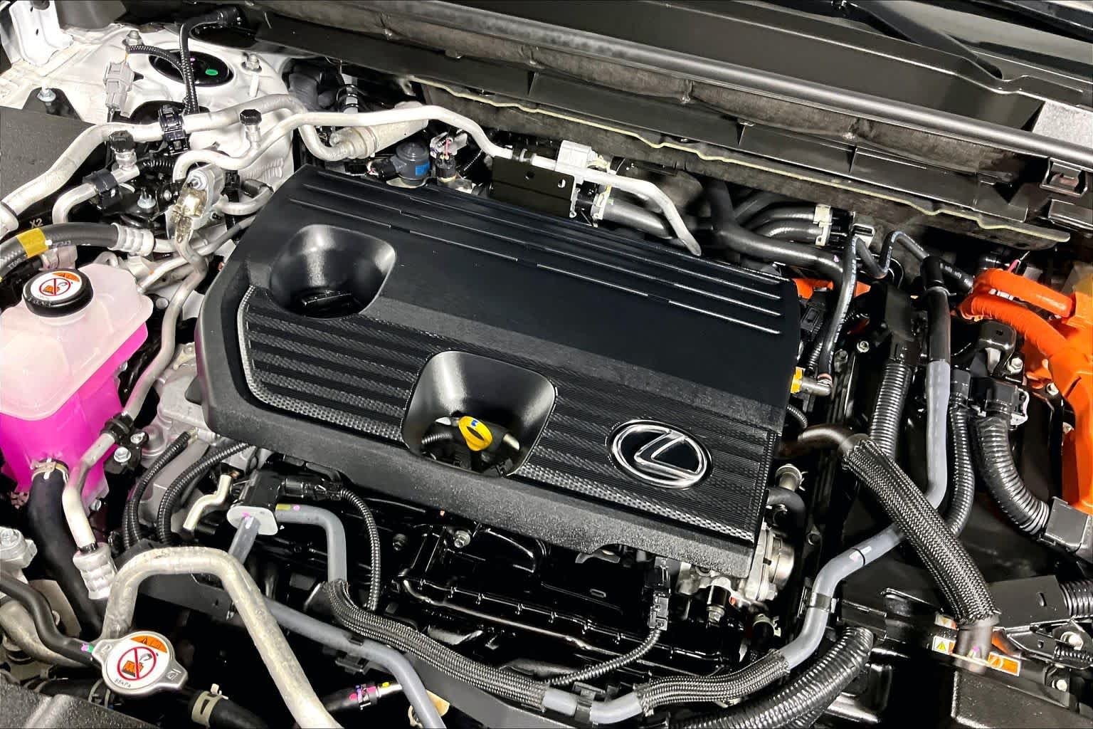 Used 2024 Eminent White Pearl Lexus Luxury image 31