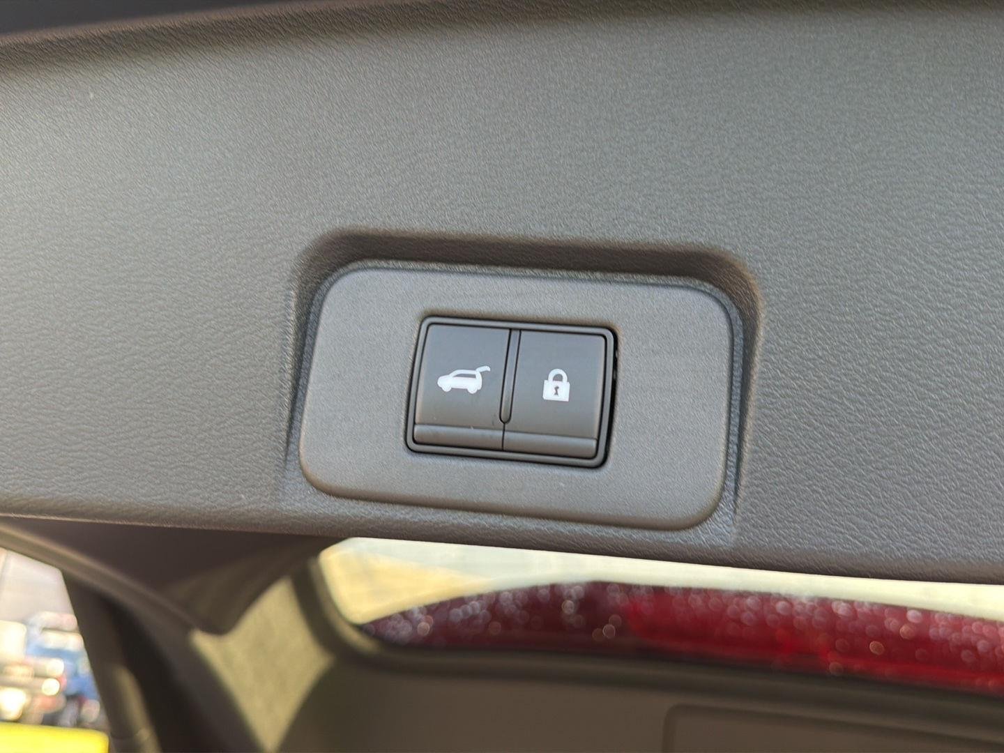 Used 2026 Scarlet Ember Tintcoat Nissan Platinum image 36