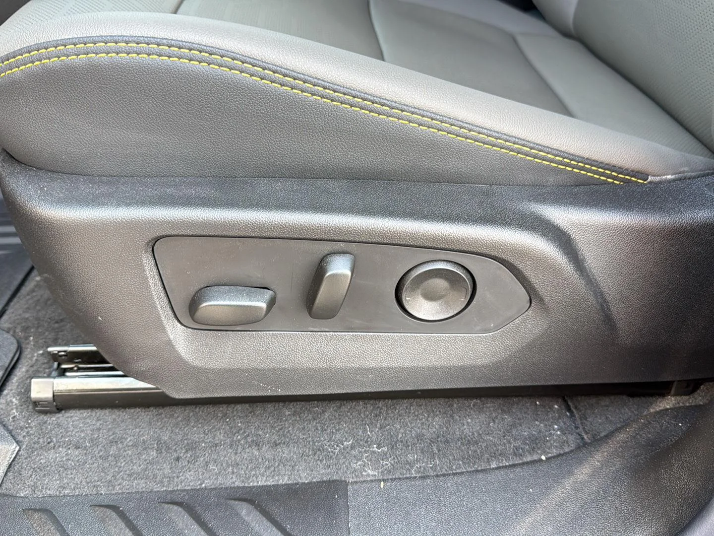 2026 Chevrolet Colorado ZR2 - Photo 8