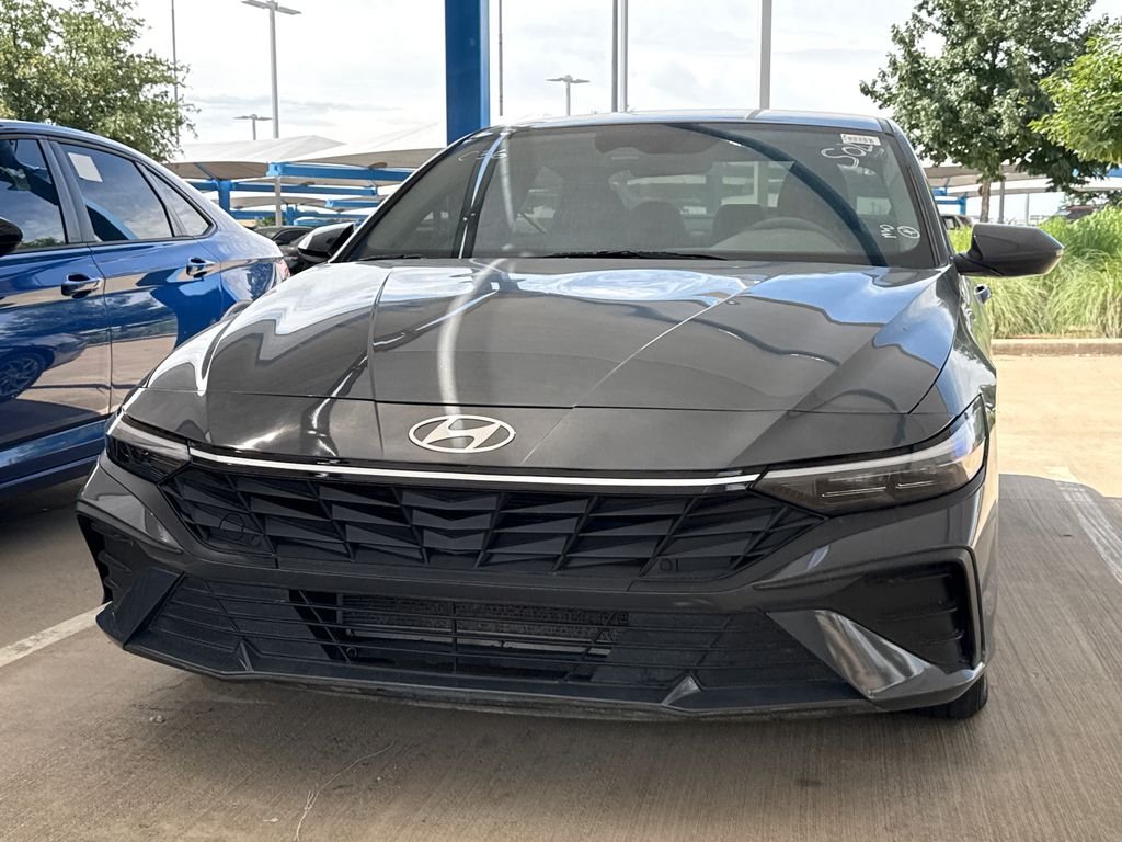 2024 Hyundai Elantra 2.0 SEL IVT's photo