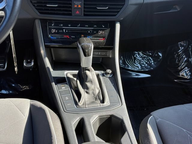 Used 2025 Silver Volkswagen Sport image 17