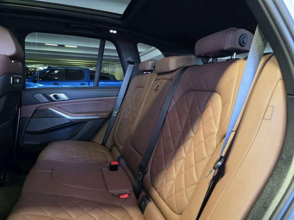 New 2026 Mineral White Metallic BMW xDrive50e image 13