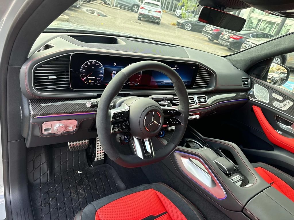 2025 Mercedes-Benz GLE AMG GLE63 S - Photo 9