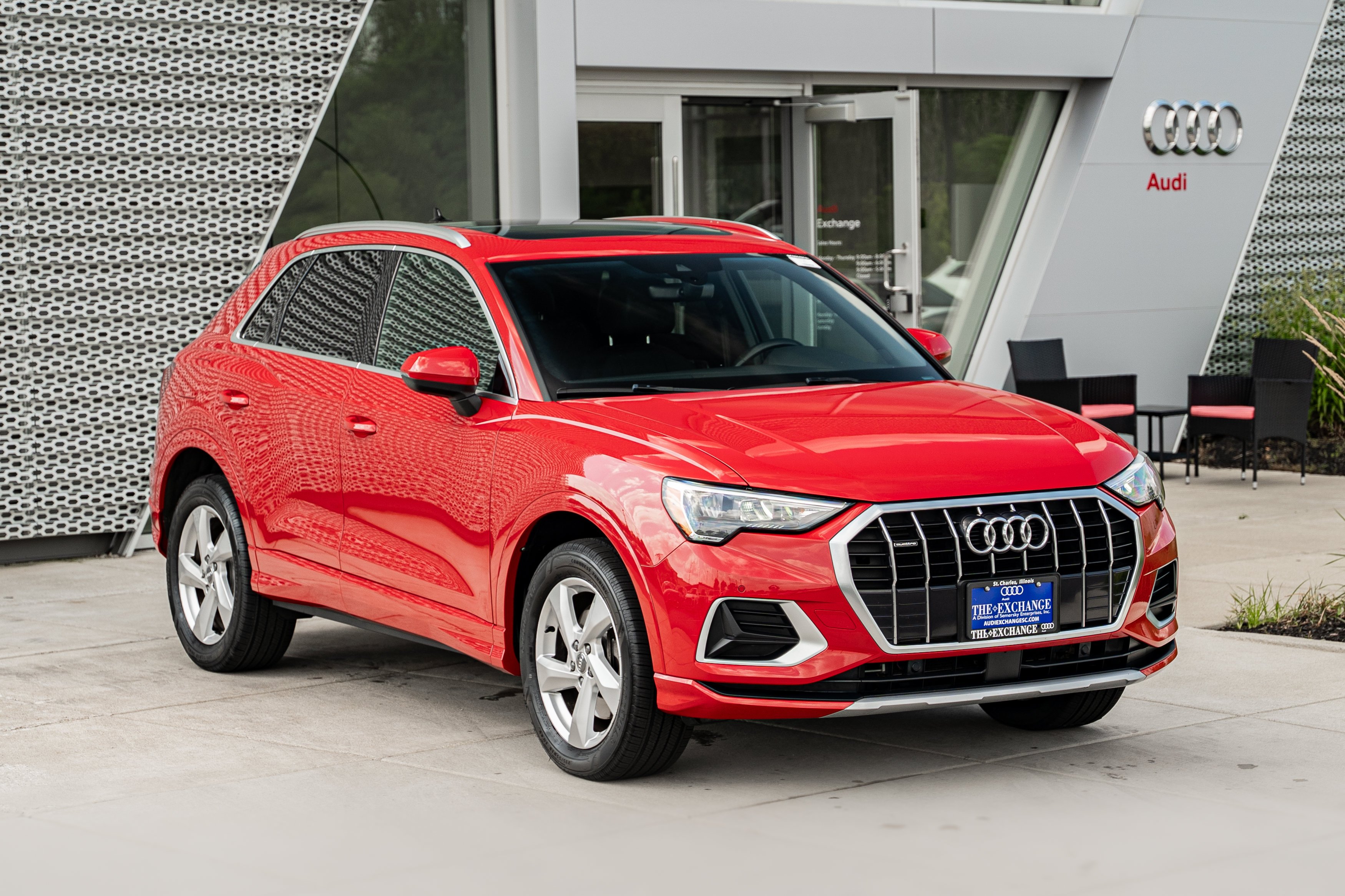 Used 2019 Tango Red Metallic Audi Premium image 2
