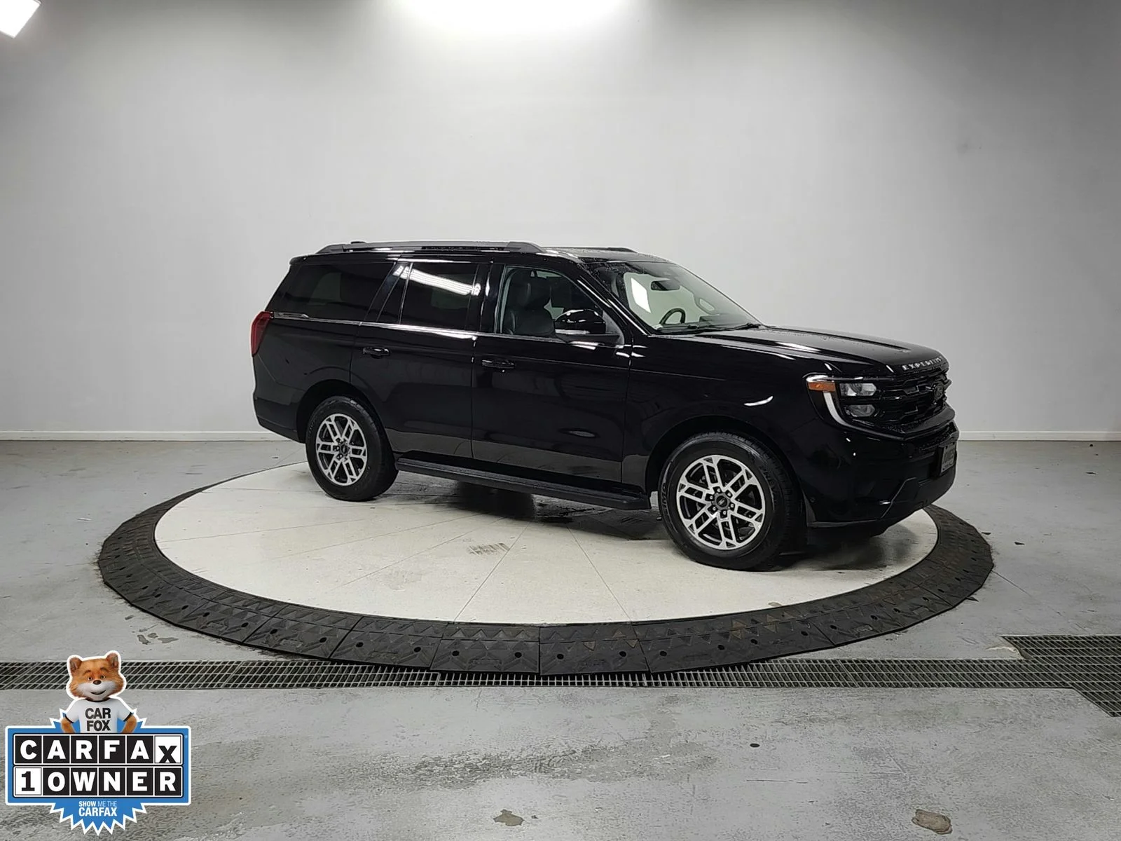 Used 2025 Black Ford Active image 1
