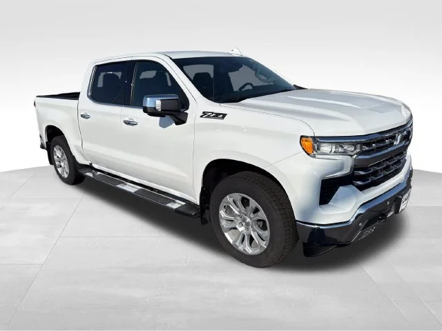 Used 2024 Summit White Chevrolet LTZ image 8