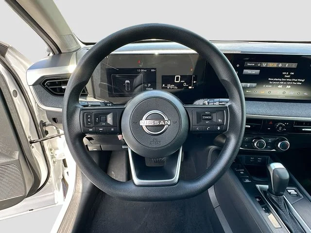 Used 2025 White Nissan SV image 11