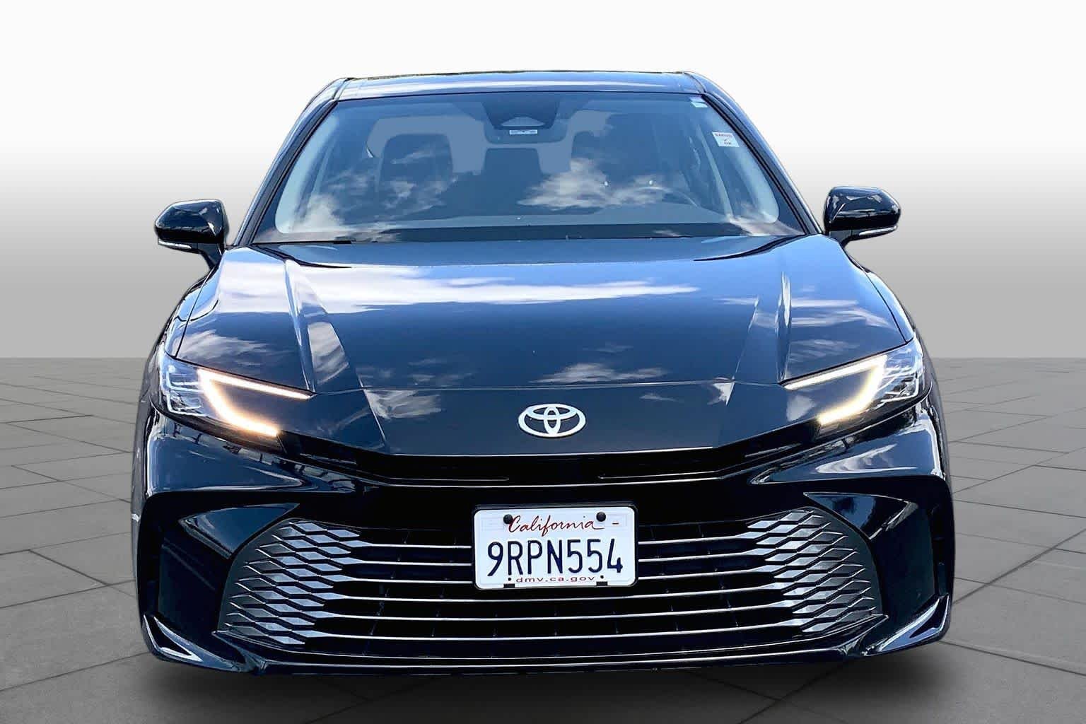 Used 2025 Midnight Black Metallic Toyota XLE image 3