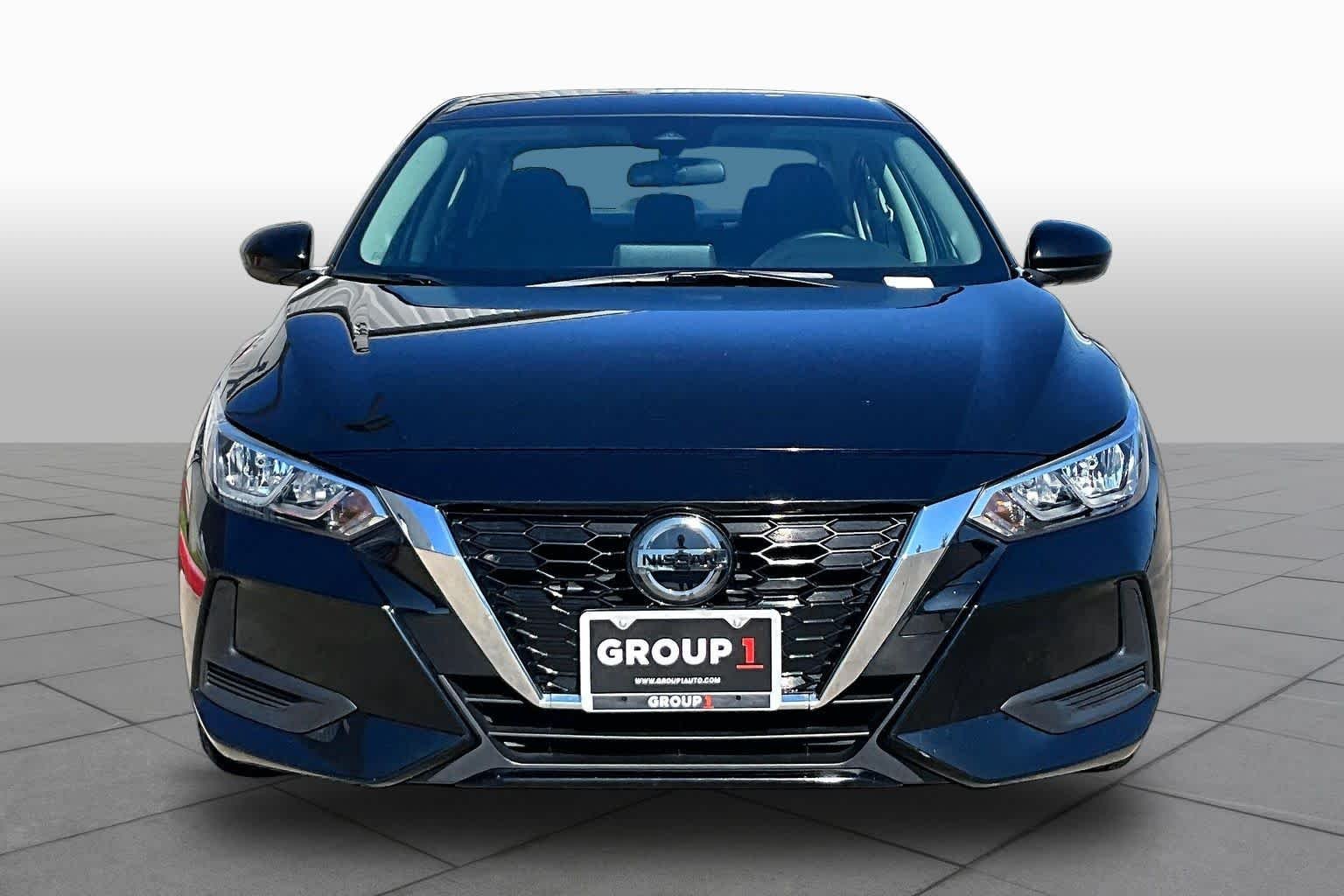 Used 2023 Super Black Nissan SV image 4