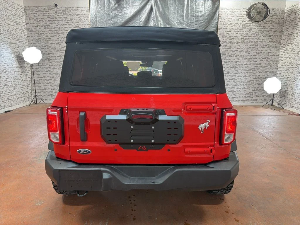 Used 2023 Red Ford Base image 6
