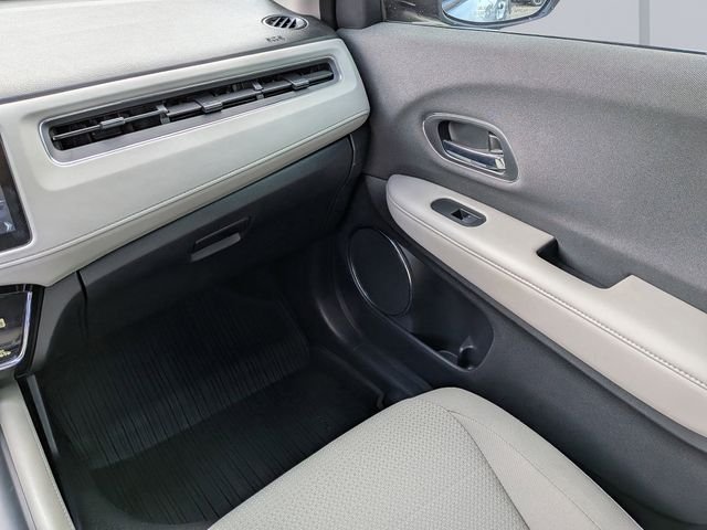 Used 2022 Silver Honda EX image 16