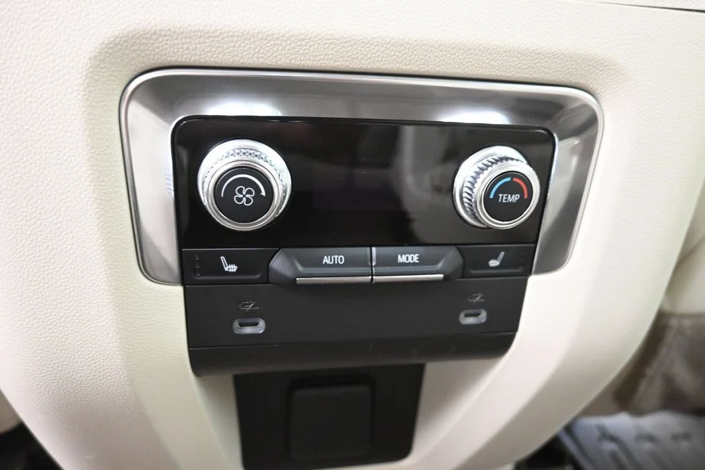 Used 2021 Black GMC Denali image 15