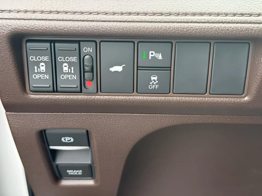 2026 Honda Odyssey Elite - Photo 20