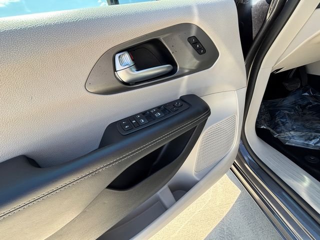 Used 2023 Gray Chrysler Touring L image 11