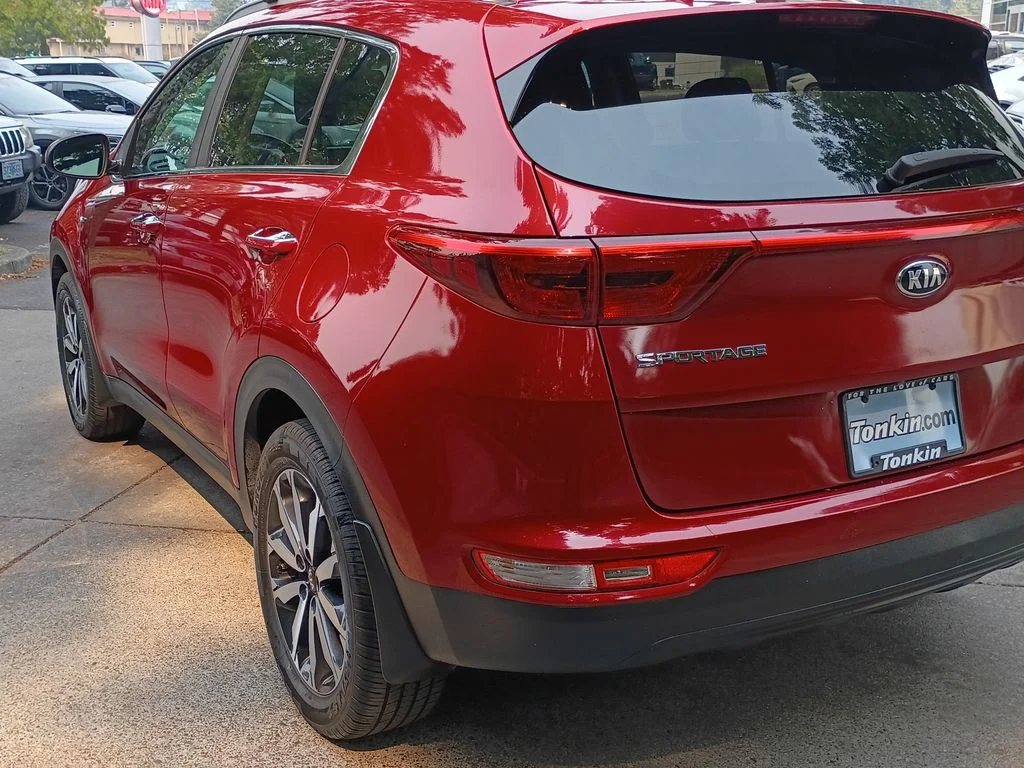 Used 2017 Hyper Red Kia EX image 6