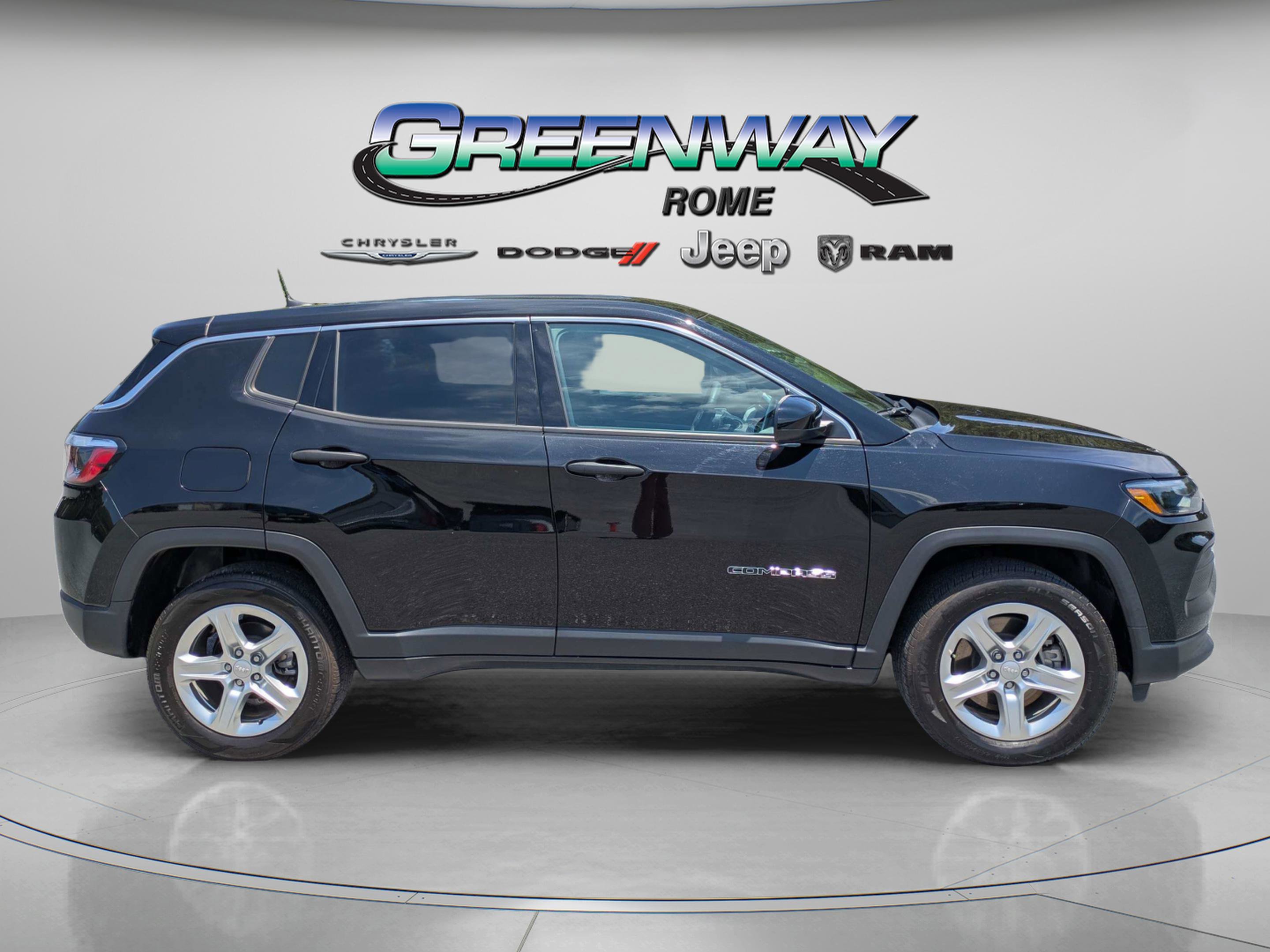 Used 2023 Diamond Black Crystal Pearlcoat Jeep Sport image 8