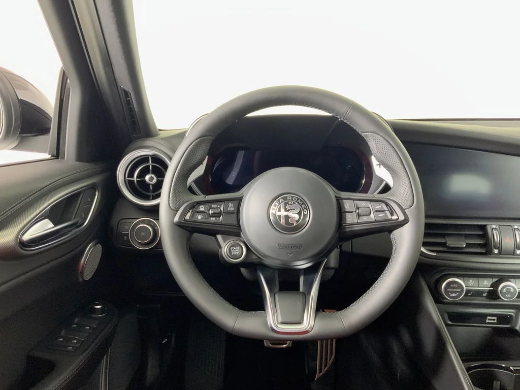 2026 Alfa Romeo Giulia Base - Photo 25
