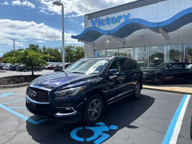 Used 2019 Hermosa Blue INFINITI LUXE image 1