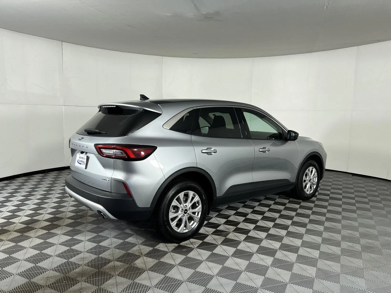 Used 2023 Iconic Silver Ford Active image 24