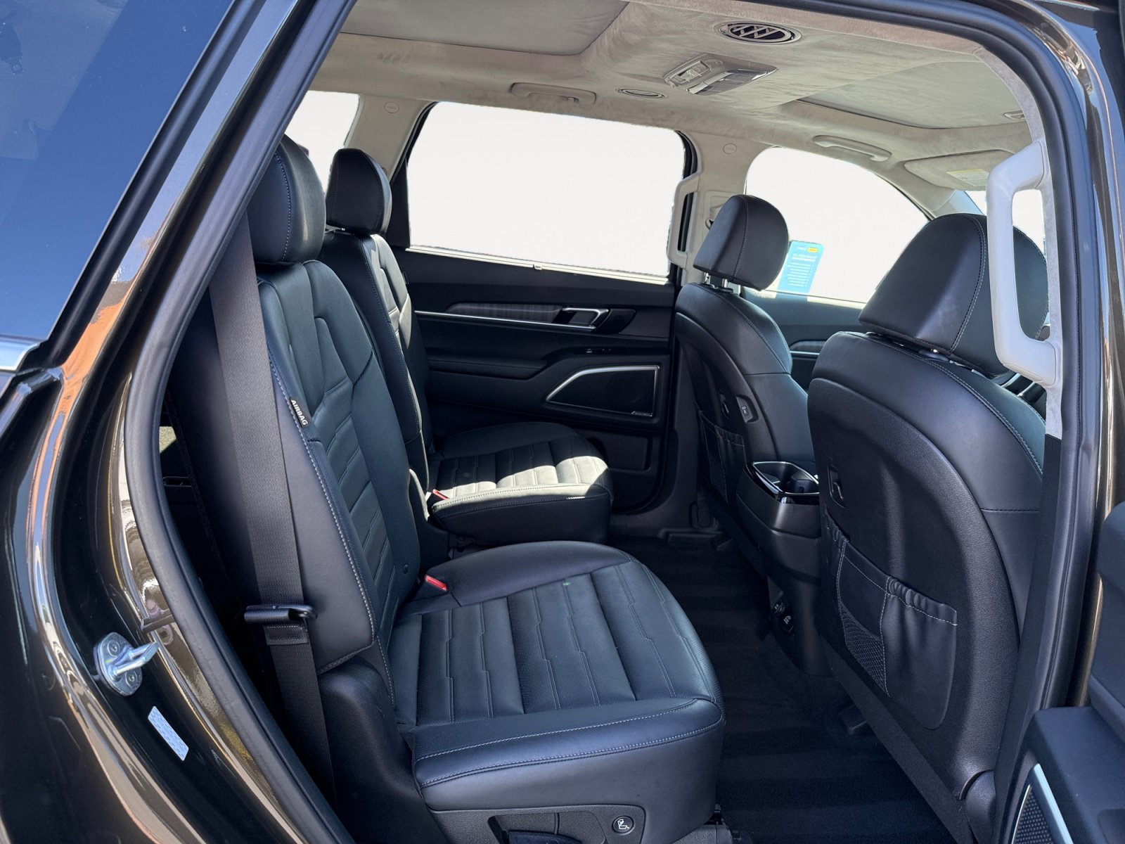 Used 2023 Moss Kia SX-Prestige image 18