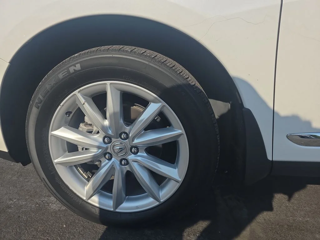 Used 2021  Acura Base image 28