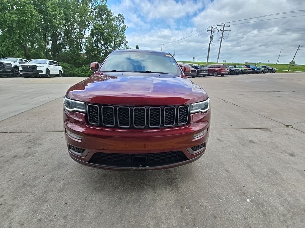 Used 2019 Red Jeep Overland image 12
