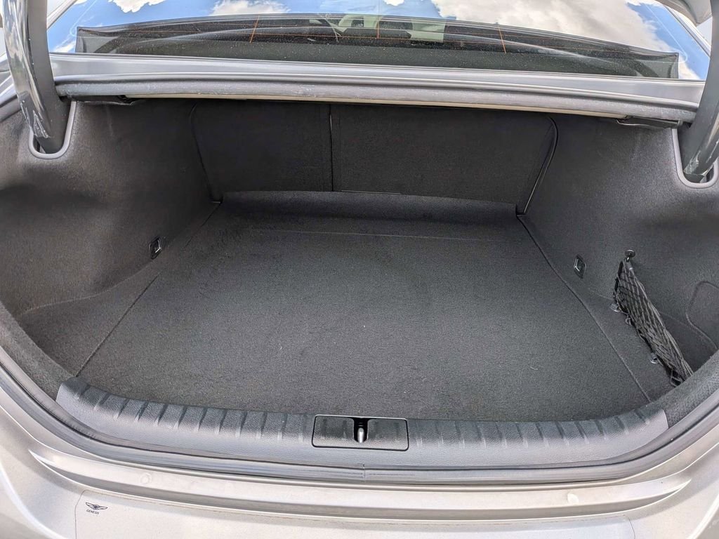 Used 2023 Silver Genesis 2.0T image 13