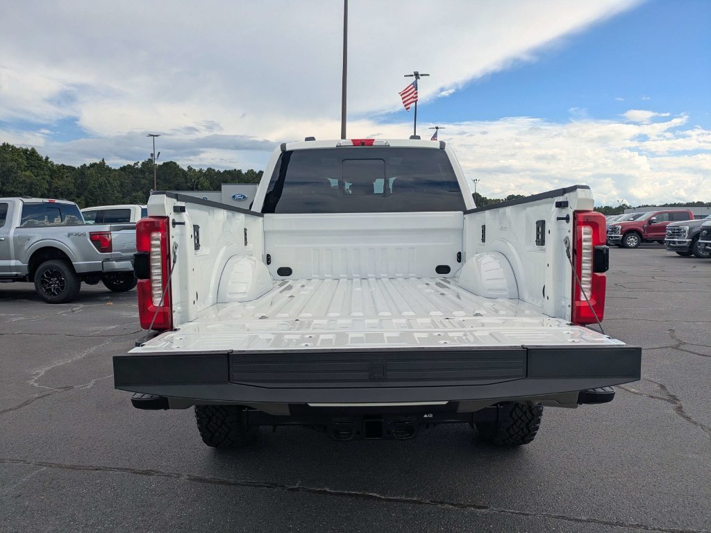 New 2026 Star White Metallic Tri-Coat Ford F-250® King Ranch® image 35