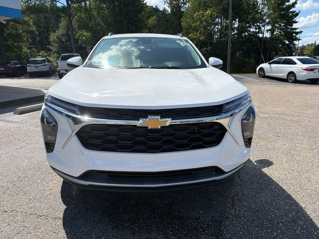 New 2026 Summit White Chevrolet LT image 8