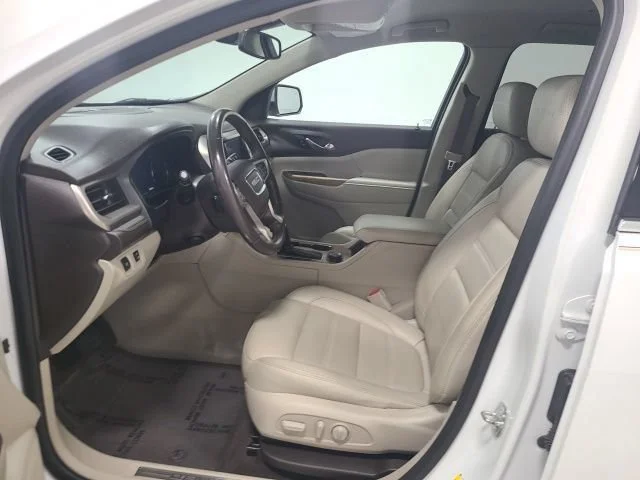 Used 2019 White Frost Tricoat GMC Denali image 15