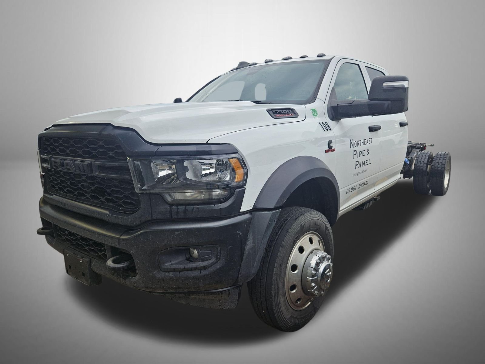 2024 RAM 5500 Tradesman 4X4 Crew Cab DRW 197" WB's photo