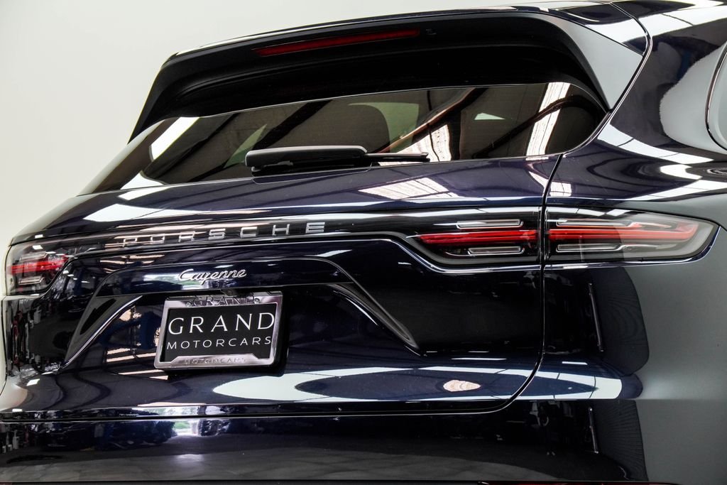 Used 2021 Black Porsche Base image 13