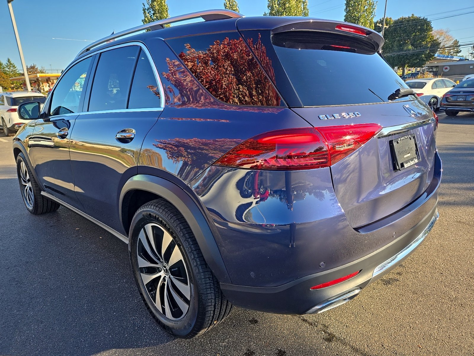 Certified Used 2026  Mercedes-Benz GLE 350 image 3