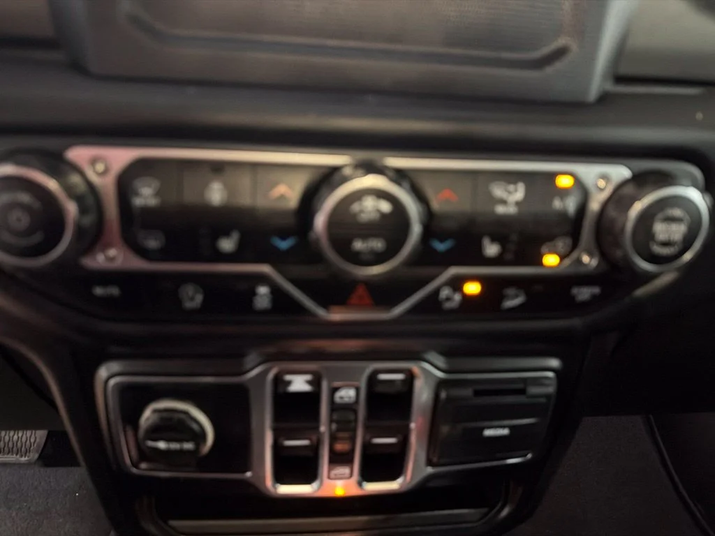 Used 2019 Black Clearcoat Jeep Unlimited Sport S image 23