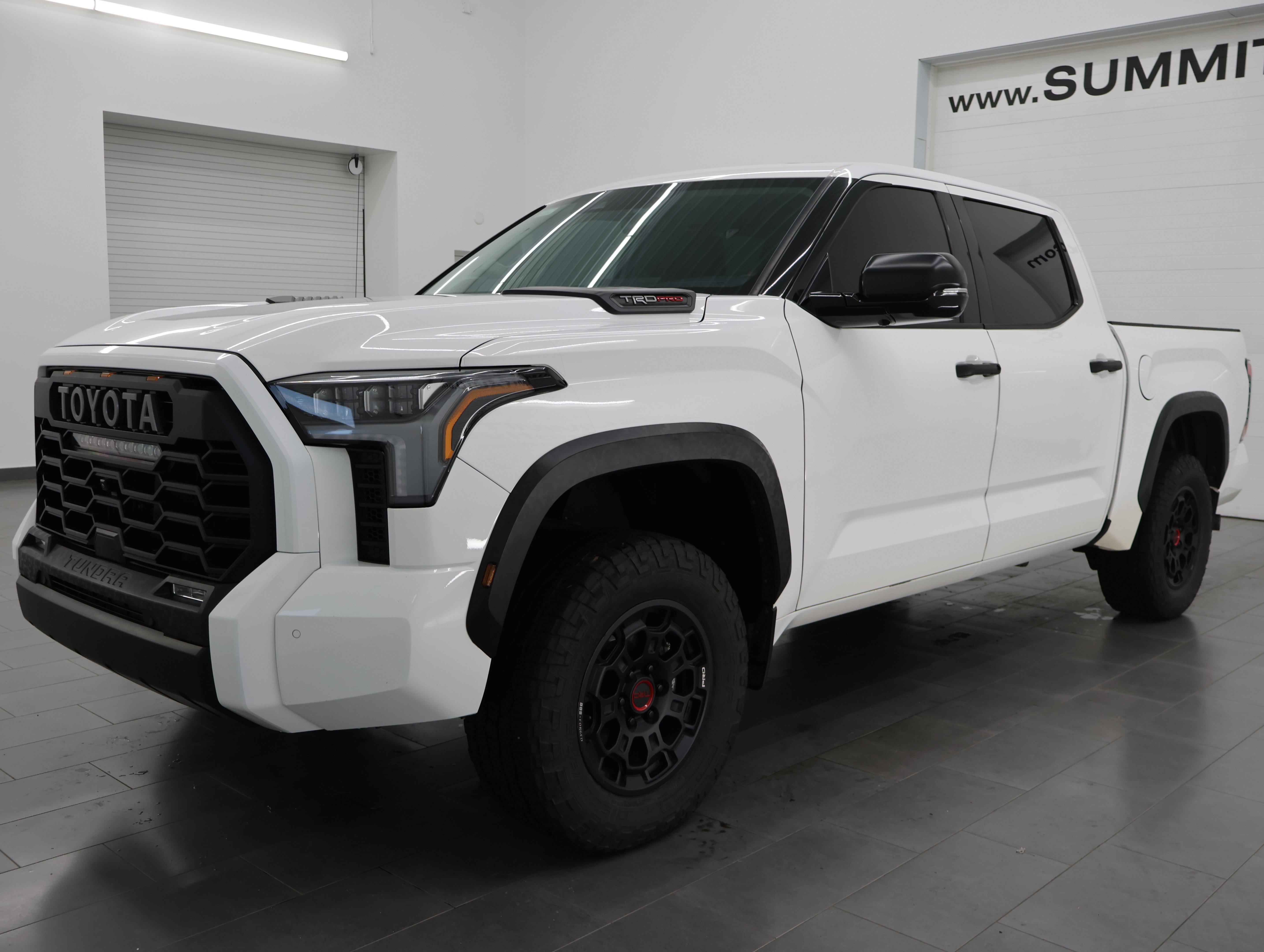 Used 2023 Ice Cap Toyota 4x4 CrewMax TRD Pro Hybrid: CREWMAX-SHORT-TRD PRO HYBRID-PANO-ADAPTIVE CRUISE-360 CAM-1 OWNER image 6