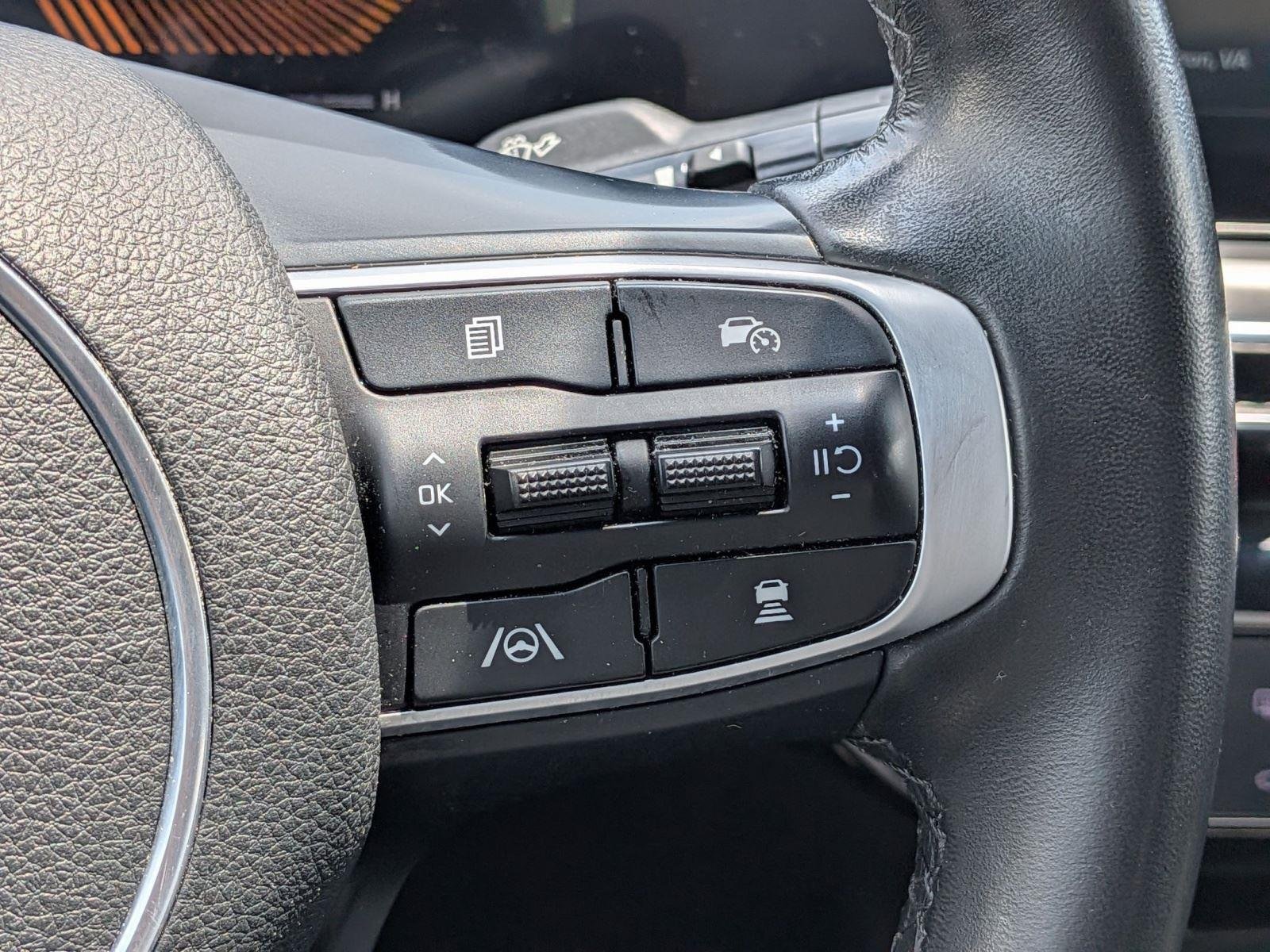 Used 2025 Yacht Blue Kia GT-Line image 22