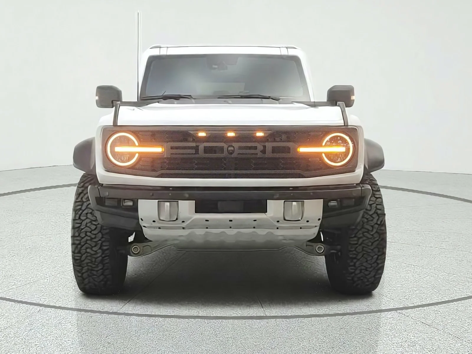 Used 2023 Oxford White Ford Raptor 4 Door Advanced 4x4 image 2