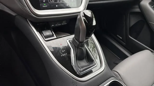 Used 2025 Charcoal Subaru Onyx Edition image 30