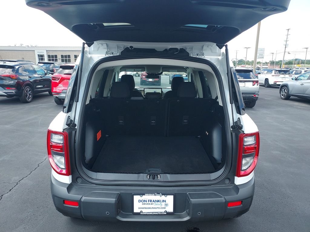 Used 2025 White Ford Big Bend image 9