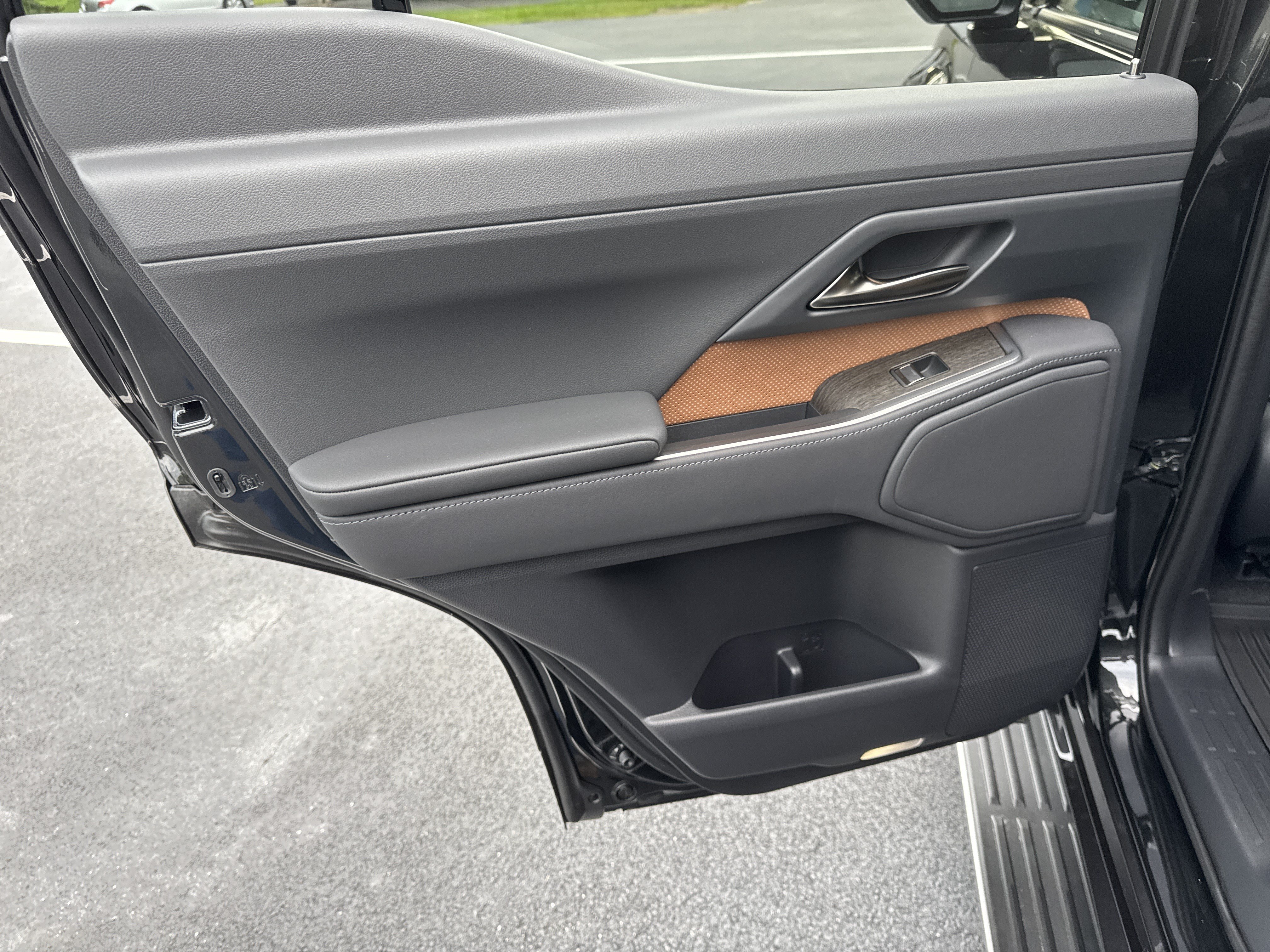 2026 Lexus GX Premium - Photo 28