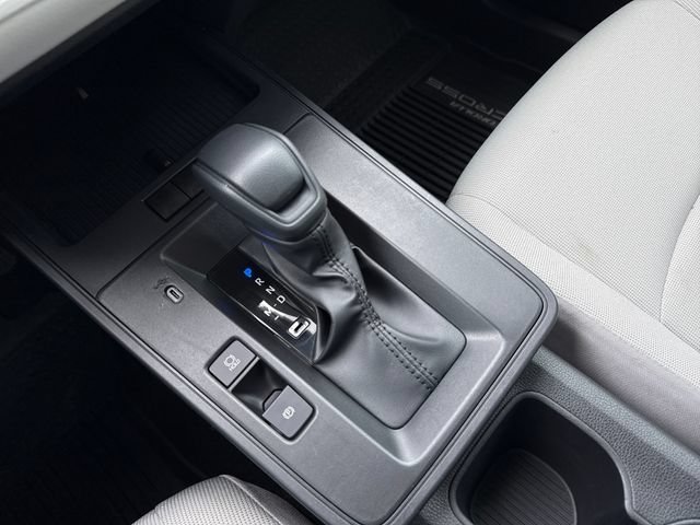 Used 2026 Celestite Toyota L image 28